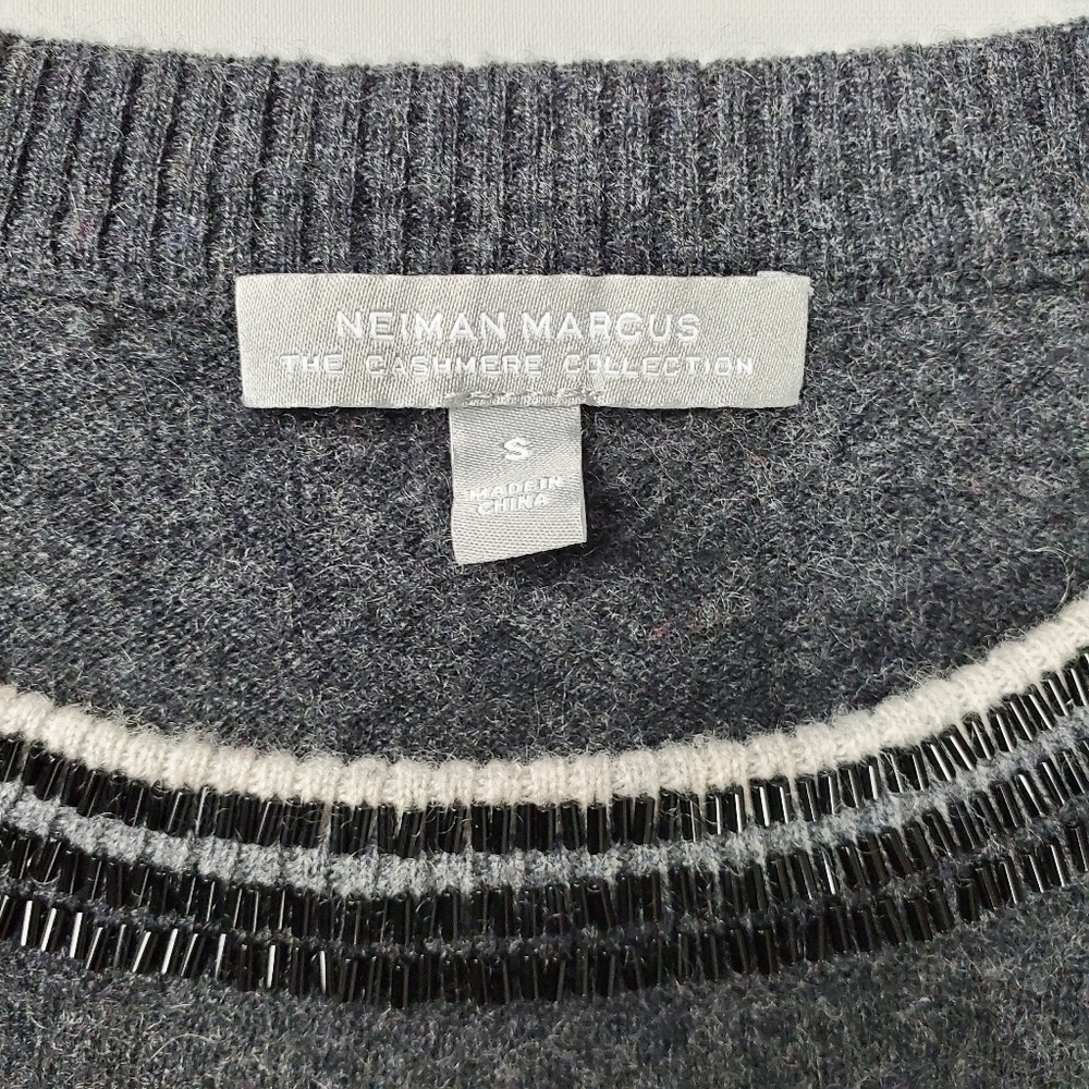 Neiman Marcus Cashmere Gray Beaded Cashmere Sweater Dress S - Picture 2 of 15